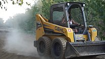 Немецкая мамуля с шикарными буферами занимается сексом с пикапером в лесу